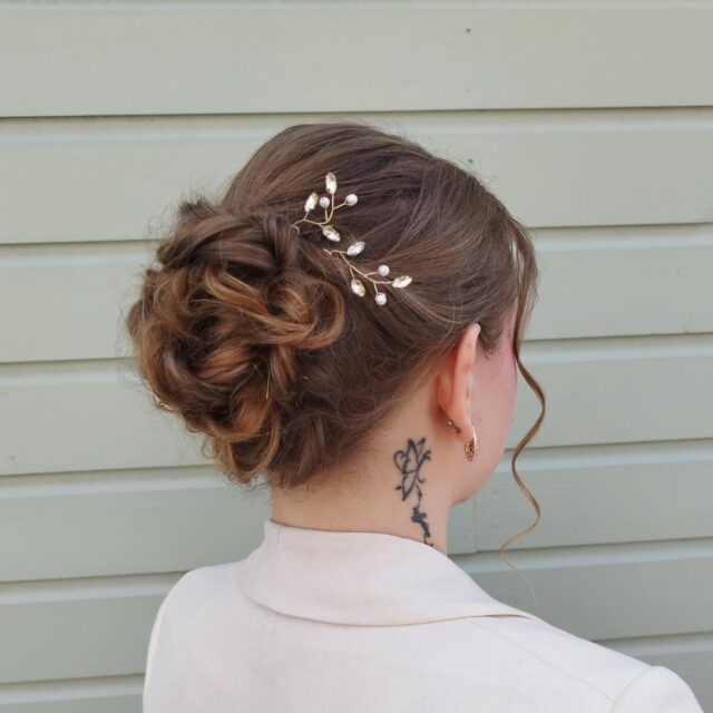 Lauantait ovat täynnä juhlakampauksia💖
Lördagar är fyllda av fest frisyrer💖fisyr: @ruzannahaireliza#kampaajaporvoo
#kampaamoporvoo #hairupdo #visitporvoo